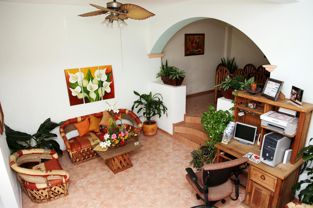 Hostal Casa Blanca Comala Exterior foto